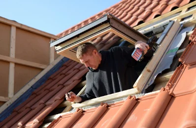 Pose de fenêtres de toit Velux au Temple-de-Bretagne